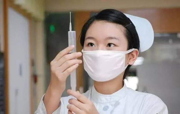 致敬白衣天使,护士的荣耀与奉献